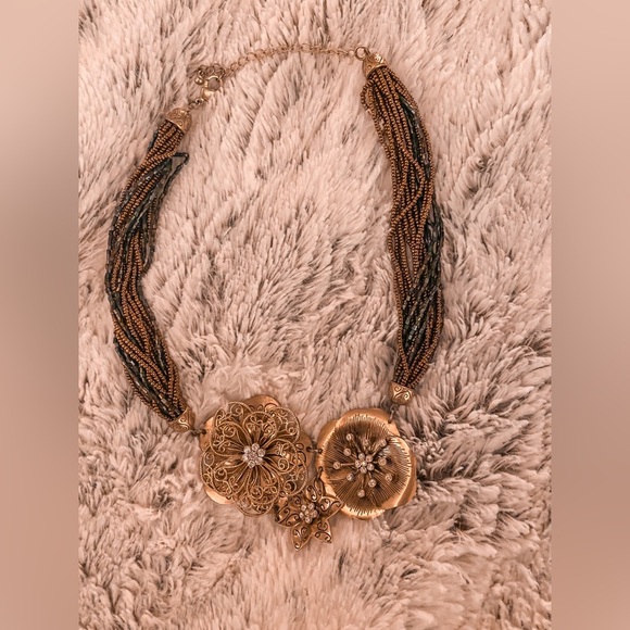 BEAUTIFUL BEADED GOLD AND BROWN NECKLACE COSTUME JEWELRY. EXCELLENT CONDITION. - Picture 1 of 6